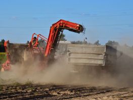 Вирощування картоплі-579