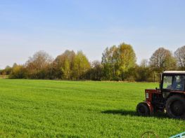 Ми на польових роботах!-674