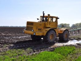 Ми на польових роботах!-675